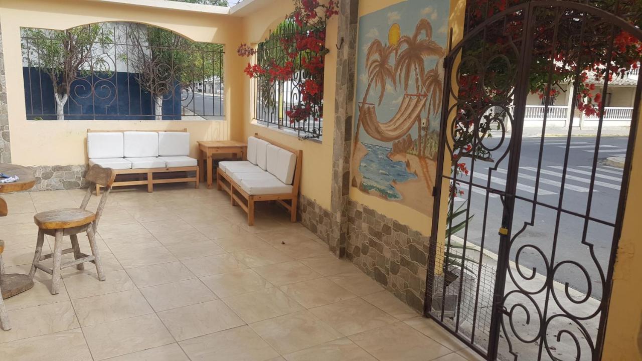 Chaqana Hostel 살리나스 외부 사진